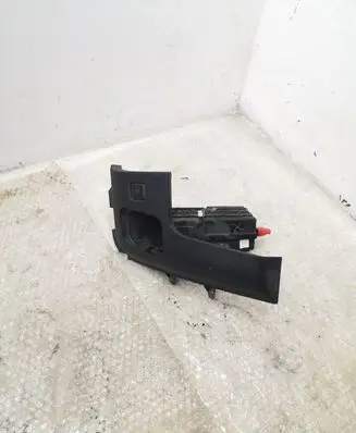 Ford Mustang VI Glove box FR3B63044F09