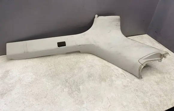 Audi A4 S4 B7 8E 8H (D)pillar trim (top) 8E9867246B