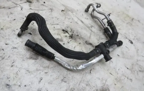 Audi A8 S8 D4 4H Engine coolant pipe/hose 059121465B
