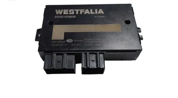 Volkswagen PASSAT B6 Tow bar trailer control unit/module 300001506658 0137825223
