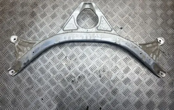 Other engine bay part