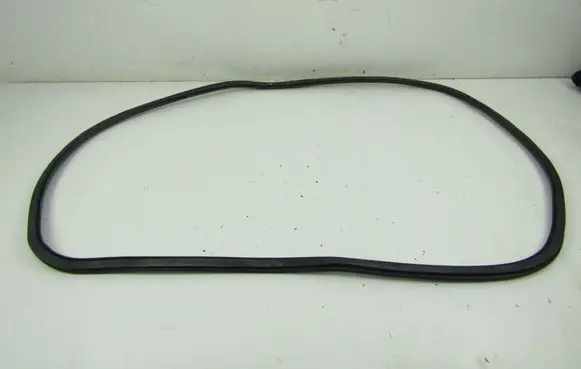 Volvo XC60 Front door rubber seal 