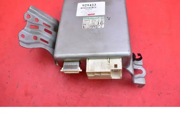 Toyota Auris 150 Engine control unit/module ECU 8965002390