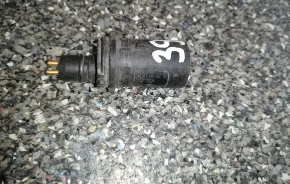 BMW 5 E39 Parking PDC sensor 8352137