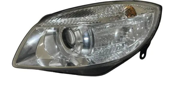 Skoda Fabia Mk2 (5J) Headlight/headlamp 5J1941015A