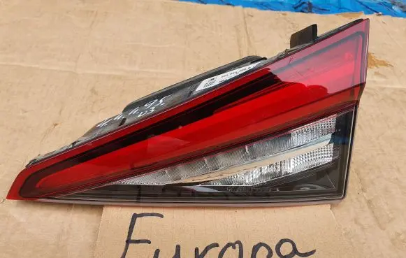 Skoda Kodiaq Tailgate rear/tail lights 565945308B