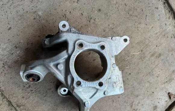Subaru Outback (BS) Rear wheel hub
