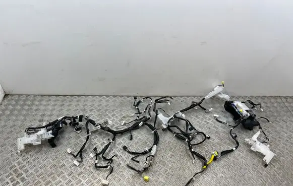 Toyota Yaris XP210 Other wiring loom 82145F5P60D L2210315074215 82161K0700