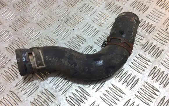 Subaru Legacy Engine coolant pipe/hose