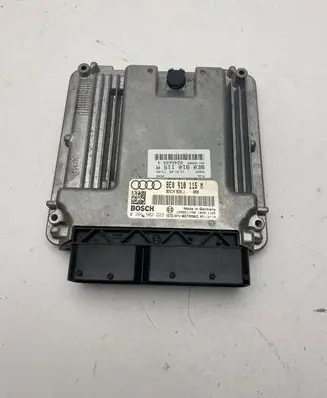 Audi A4 S4 B7 8E 8H Engine control unit/module 8E0910115M 0261S02223