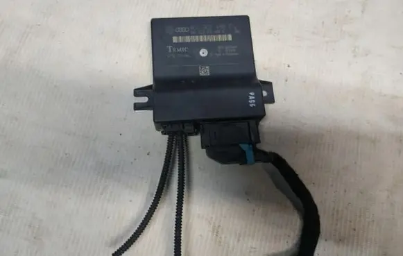 Audi A8 S8 D3 4E Gateway control module 4E0907468E