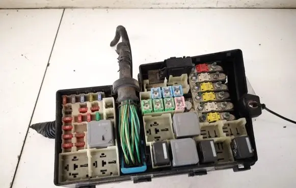 Ford Focus Fuse box set 5m5t14k733dbd