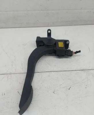 Iveco Daily 4th gen Accelerator throttle pedal 504061734 0281002632 690306215