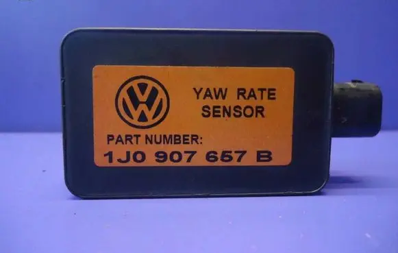 Volkswagen New Beetle ESP acceleration yaw rate sensor 1J0907657B