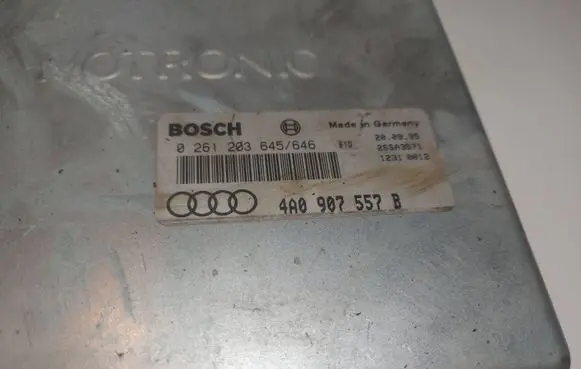 Audi A6 S6 C5 4B Engine control unit/module 4A0907557B