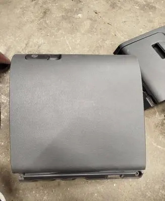 Volkswagen Golf Plus Glove box 5M1857097K 5N1957087K TP7705