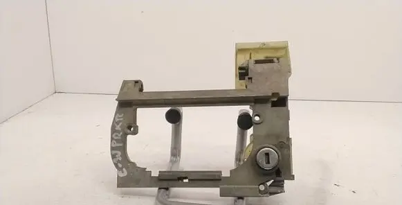 Front door exterior handle/bracket