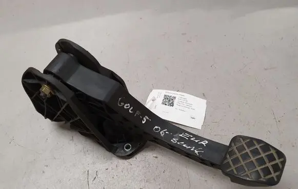 Clutch pedal