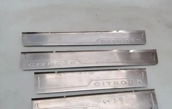 Citroen C4 Grand Picasso Front sill trim cover 96590484ZC