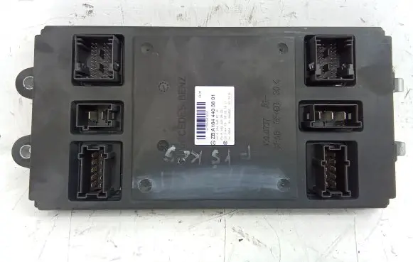 Mercedes-Benz ML W164 Central body control module A1644403802 A1644423900 A1645456716