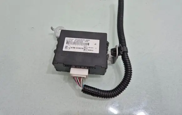 Lexus RX 330 - 350 - 400H Immobilizer control unit/module 626404000