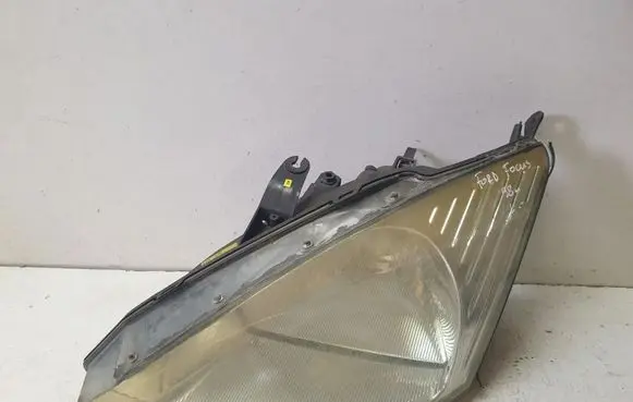 Ford Focus Headlight/headlamp XS4X13006