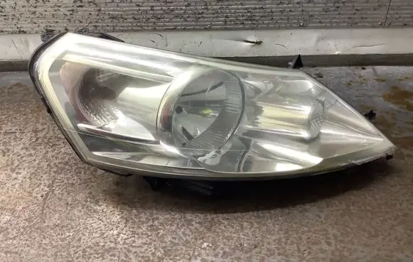Peugeot Expert Headlight/headlamp 89902604 1401367980