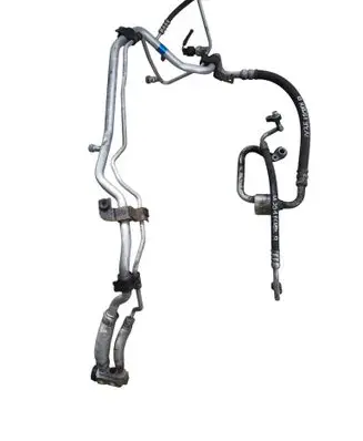 Hyundai ix35 Air conditioning (A/C) expansion valve 977752Y300
