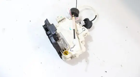 Audi A6 S6 C6 4F Front door lock