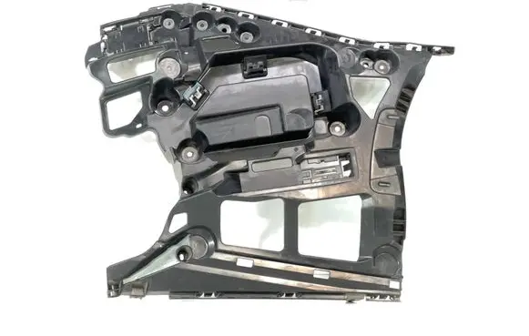 BMW 5 G30 G31 G38 Rear bumper mounting bracket 21754011