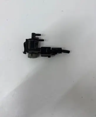Audi A6 S6 C5 4B Turbo solenoid valve 1J0973722