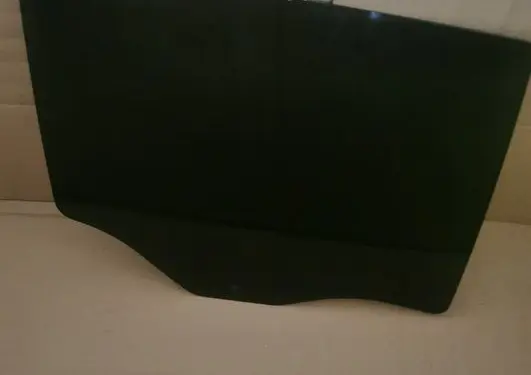 Alfa Romeo Stelvio Rear door window glass 43R005013