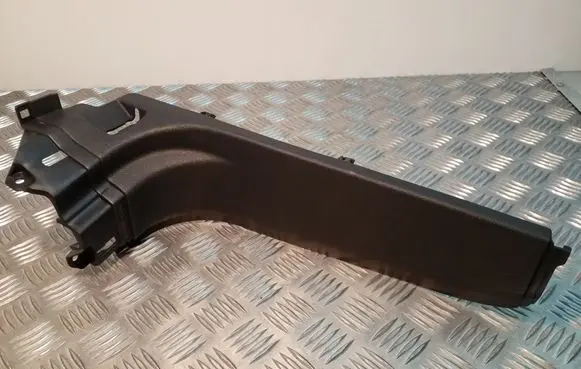 Skoda Superb B6 (3T) (D) pillar trim (bottom) 3T9868224