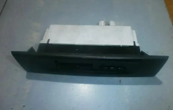 Suzuki Baleno EG Screen/display/small screen 16258ad510
