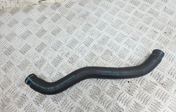 Engine coolant pipe/hose