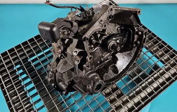 Peugeot 307 Manual 5 speed gearbox 20CN20 IMPRK1548912