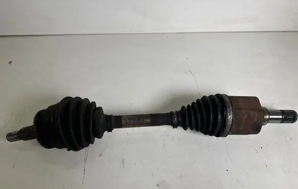 Land Rover Discovery 4 - LR4 Front driveshaft