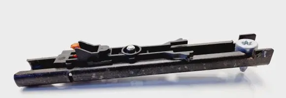 Peugeot 307 Seat belt adjustment rail 
