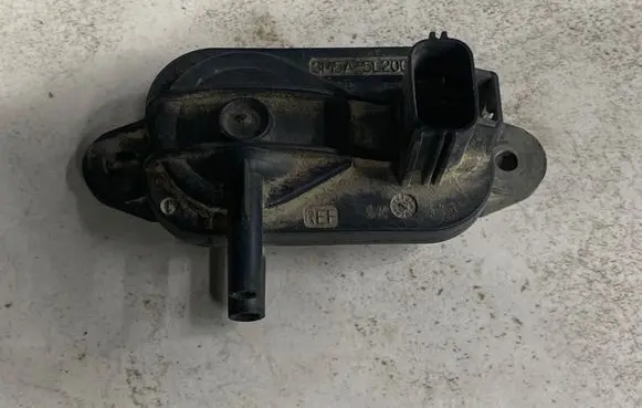 Volvo V50 Exhaust gas pressure sensor 3M5A5L200AB
