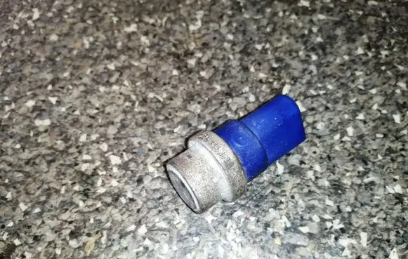 Coolant temperature sensor