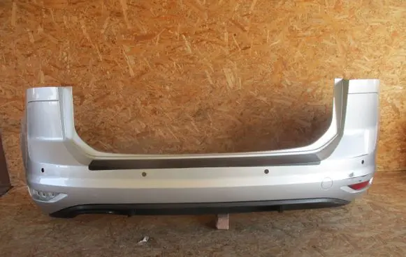 Volkswagen Touran III Rear bumper 5TA807421AB