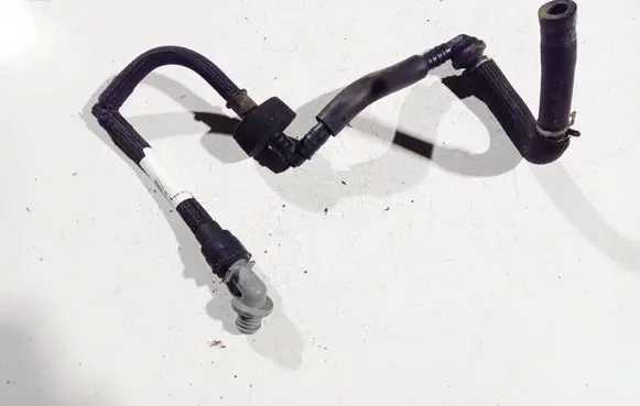 Mazda 5 Engine coolant pipe/hose