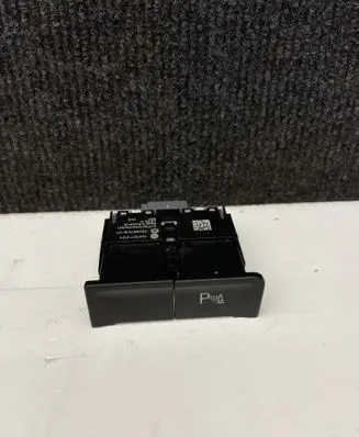 Man TGE 1gen Parking (PDC) sensor switch 7C0927212 03498701601