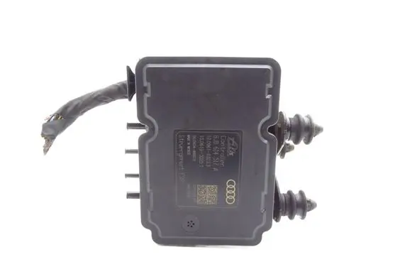 Audi TT TTS Mk2 ABS Pump 8J0614517A