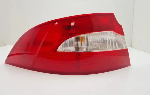Skoda Superb B6 (3T) Rear/tail lights 3T3945095
