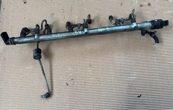 BMW X5 E70 Fuel main line pipe 0445216008 0281002481 0281002497