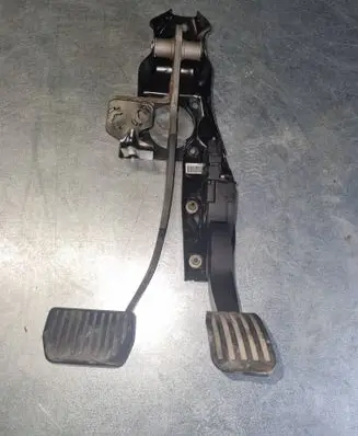 Ford S-MAX Pedal assembly 6G929F836KD