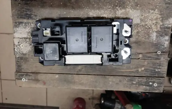 Lexus NX Battery control module G92Z153010 6114 8H240073