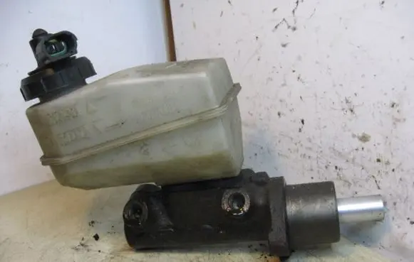 Renault Megane I Master brake cylinder ATE20