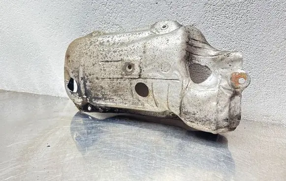 Opel Insignia A Exhaust heat shield 55562332